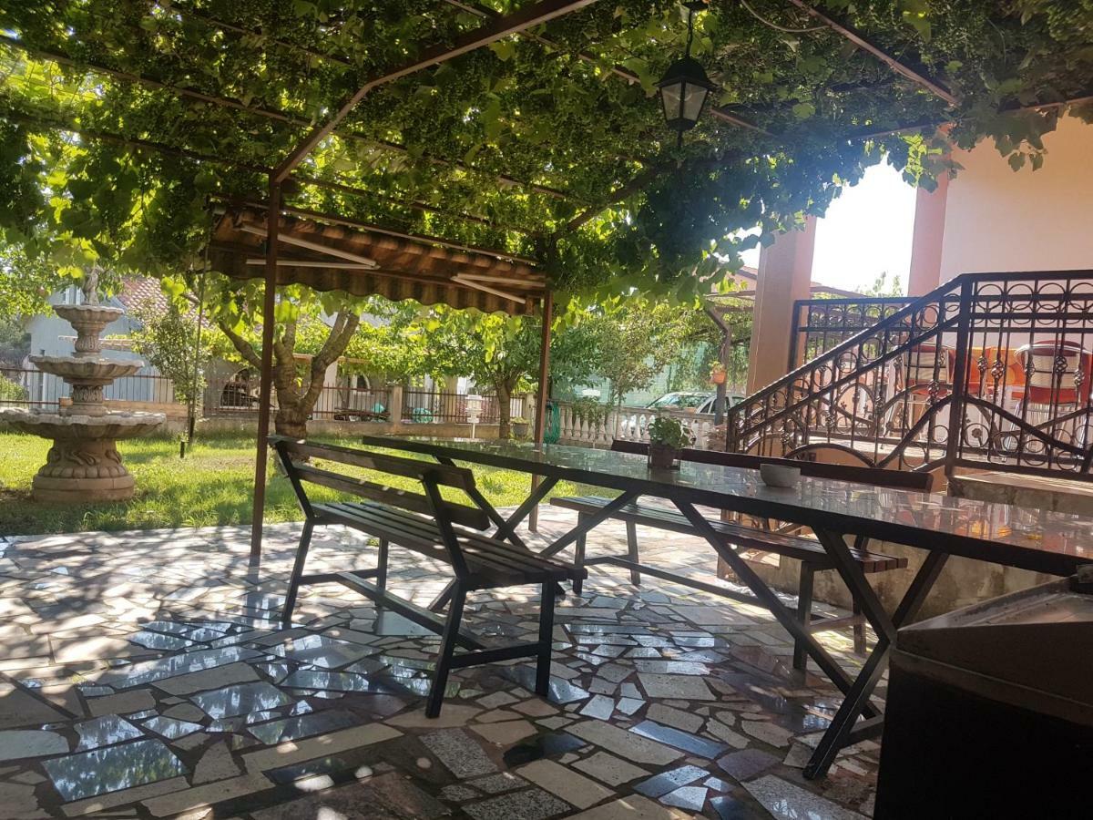 Apartman Edin 乌马格 外观 照片